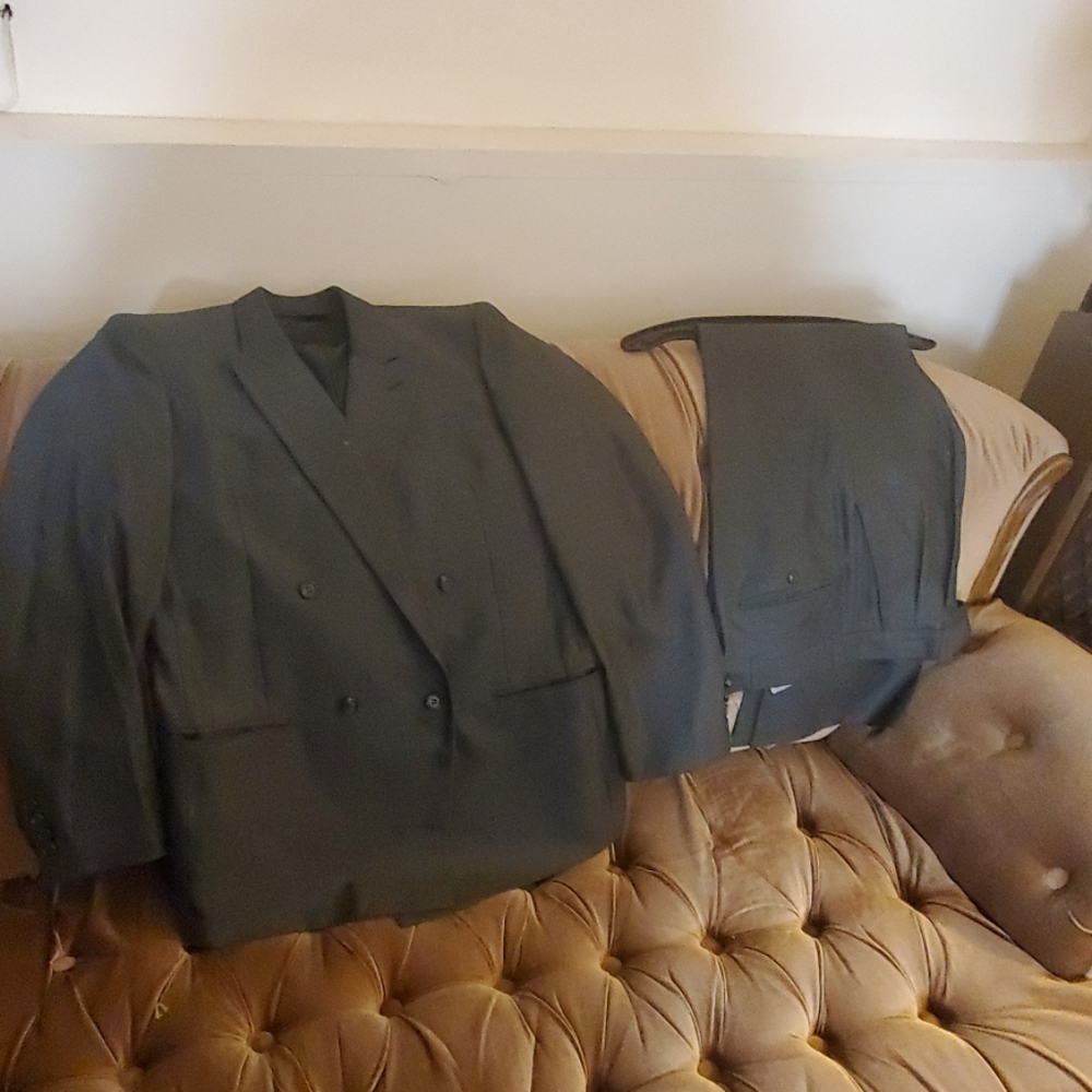 Mens Suit